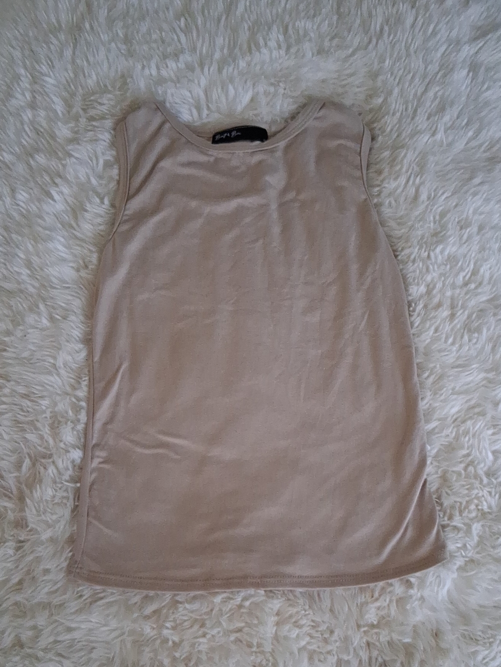 5/$13 sleeveless crewneck top
